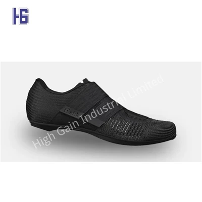 Flats από ανθρακονήματα σε υποδήματα