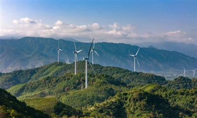 Πώς είναι η επέκταση της αιολικής ενέργειας που οδηγεί την εγχώρια ζήτηση ινώ...